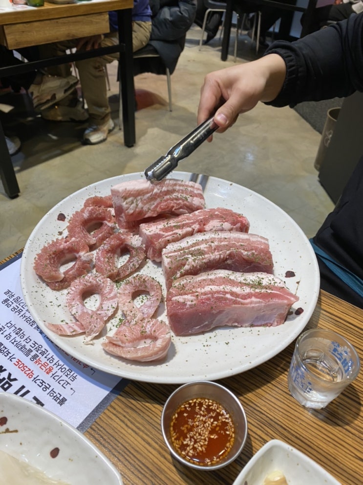[김해]내외동 고깃집, 맛있는 고기에 솜씨를 더하다
