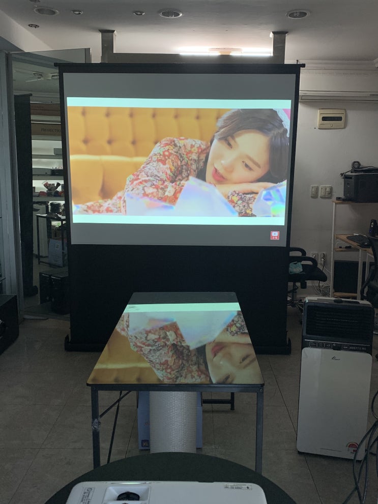  원룸 빔프로젝터 가성비 좋은 tv