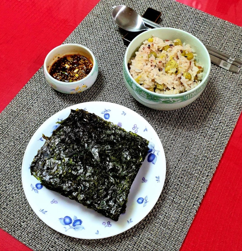 곱창김 먹는법 양념간장을 두가지로 만들어서 먹어 보았어요