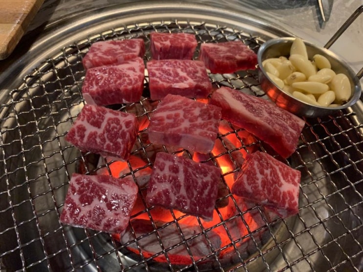  날잡아잡소 - 장산역, 좌동재래시장 근처 참숯에 구워 더 맛있는 생고기 맛집 / 생진갈비살 & 생삼겹살 후기