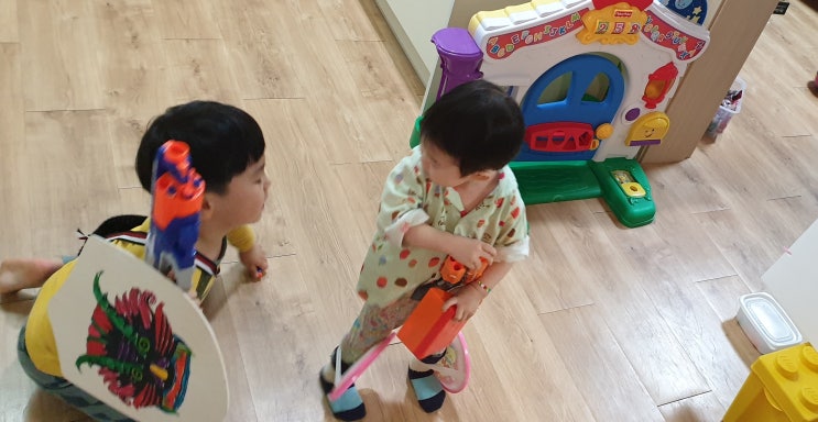  힘센 전강동이 c️태연이와 민솔이c️