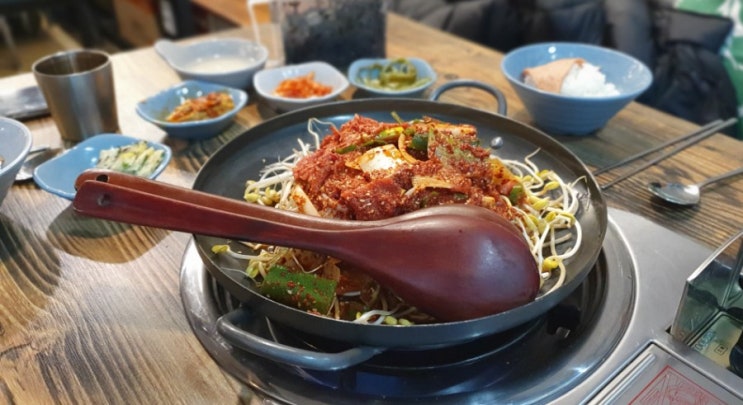  마곡식탁 콩불