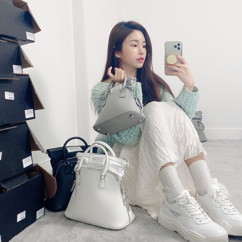 메종 마르지엘라 5AC 백 스몰 미니 (마이크로) 블랙 화이트 레드 그레이 비교 리뷰 : 네이버 블로그 메종 마르지엘라 5Ac 백 스몰 미니 (마이크로) 블랙 화이트 레드 그레이 비교 리뷰 : 네이버 블로그
