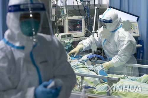 중국서 신종코로나로 사망132 명 확진5974명 빠른 확산 중국서 신종코로나로 사망132 명 확진5974명 빠른 확산