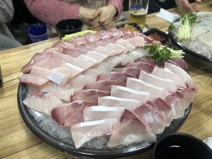  [건대] 대방어&광어&연어 "바다회포차 & The29펍"
