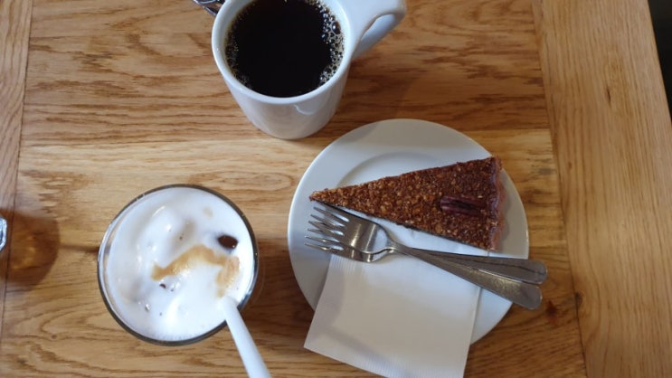  [헝가리 부다페스트 추천 카페] 현지 대학생 체험 '에스프레소 앰버시 espresso embassy' 강추