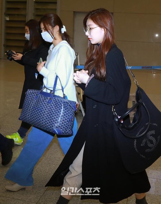 200129 있지 in 공항 (ITZY) 200129 있지 in 공항 (ITZY)
