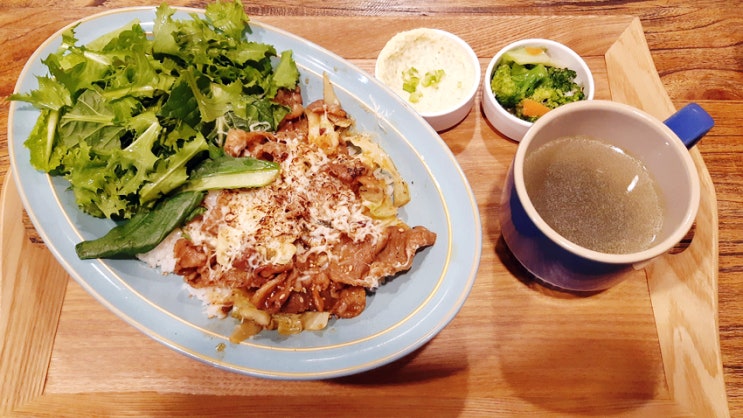 오늘의 런치 '바비공방 집나간 불돼지' 을지로 지하상가 맛집 오늘의 런치 '바비공방 집나간 불돼지' 을지로 지하상가 맛집