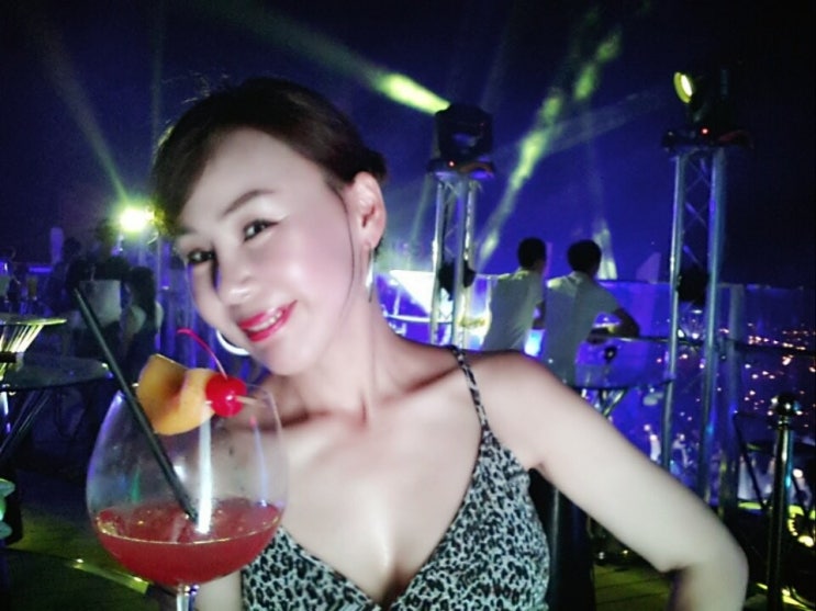  다낭 노보텔 스카이라운지36 루프탑바