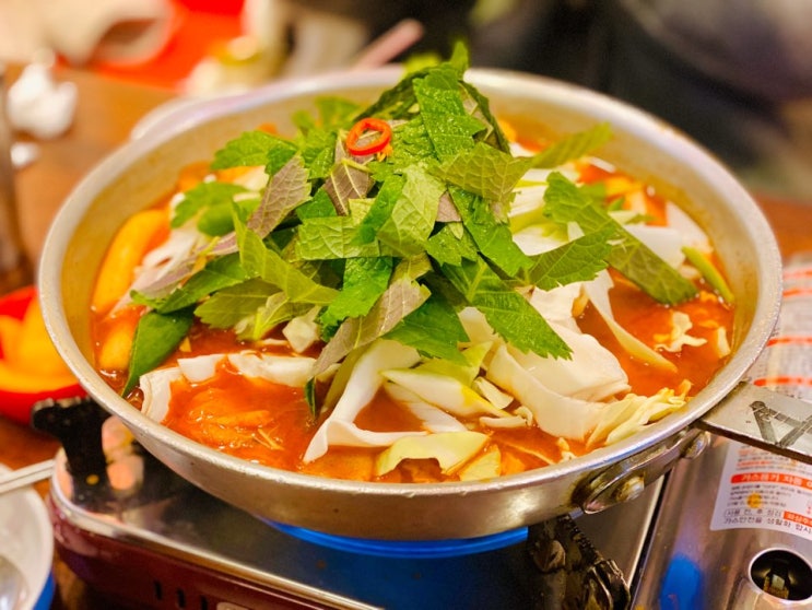  [홍대/합정 맛집] 꼭 먹어봐야 할 떡볶이맛집 '또보겠지떡볶이집호호피크닉점' 떡볶이 후기