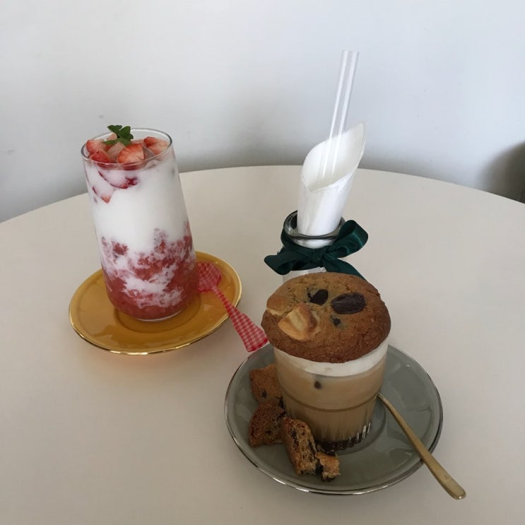  전주 객리단길 카페 맛집 추천:: 아이보릿(IVORIT)