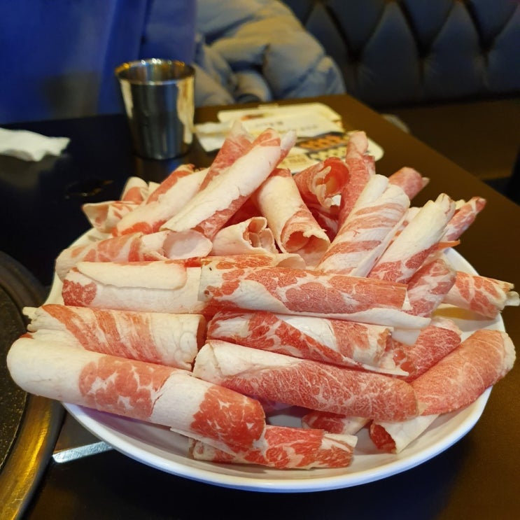  신촌 고기집 :: 차돌박이 맛집 '돌배기집'