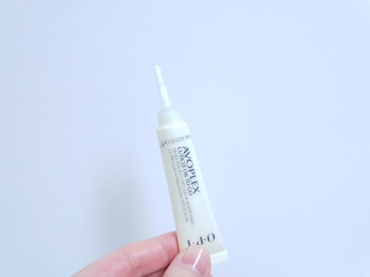  손톱 주변을 깔끔하게! O.P.I AVOPLEX  큐티클오일!