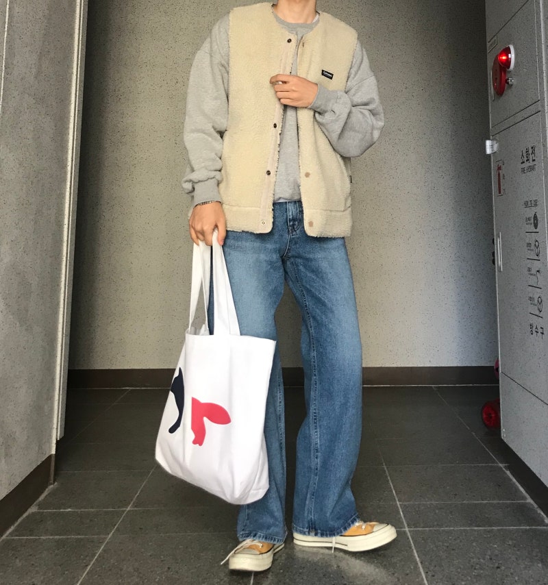 커버낫 베스트 후리스,제멋 맨투맨,유아이코 와이드 데님 팬츠,빈폴 화이트 어반 스니커즈,메종키츠네 에코백,남자데일리룩,데일리패션,패션블로그,블로그패션,오늘의코디,오늘의패션,ootd : 네이버 블로그 커버낫 베스트 후리스,제멋 맨투맨,유아이코 와이드 데님 팬츠,빈폴 화이트 어반 스니커즈,메종키츠네 에코백,남자데일리룩,데일리패션,패션블로그,블로그패션,오늘의코디,오늘의패션,Ootd : 네이버 블로그