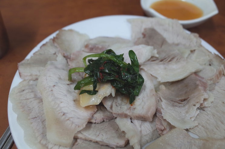  초량 평산옥, 백 년 전통의 수육 맛집!