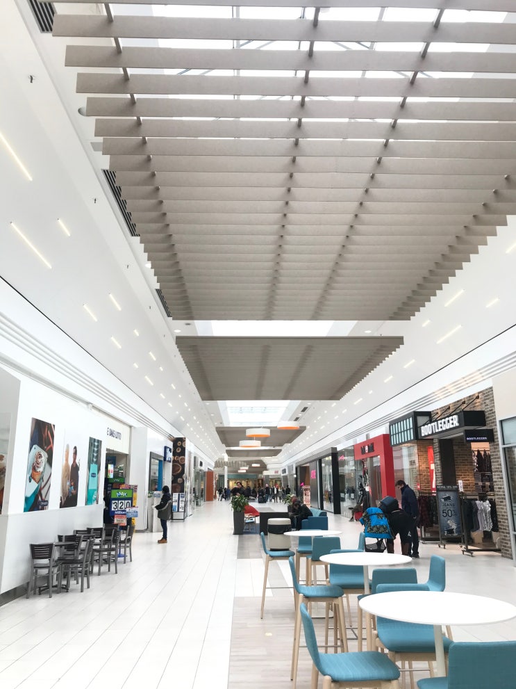  캐나다 런던 쇼핑몰 : White Oaks Mall