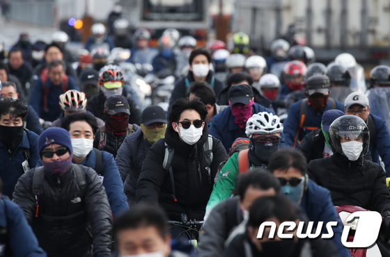 '감염병 창궐 반복' 관광·수출 '타격'…보험 안전망 필요성 대두 '감염병 창궐 반복' 관광·수출 '타격'…보험 안전망 필요성 대두