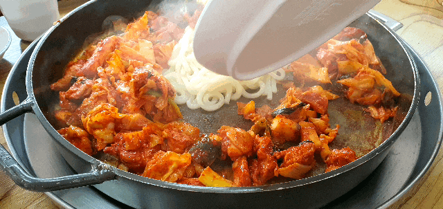  천마산역10분거리 화도읍 천금닭갈비 