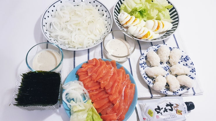  연어초밥 만들기 집에서 생연어초밥 즐겨요 양파 매운맛 빼기