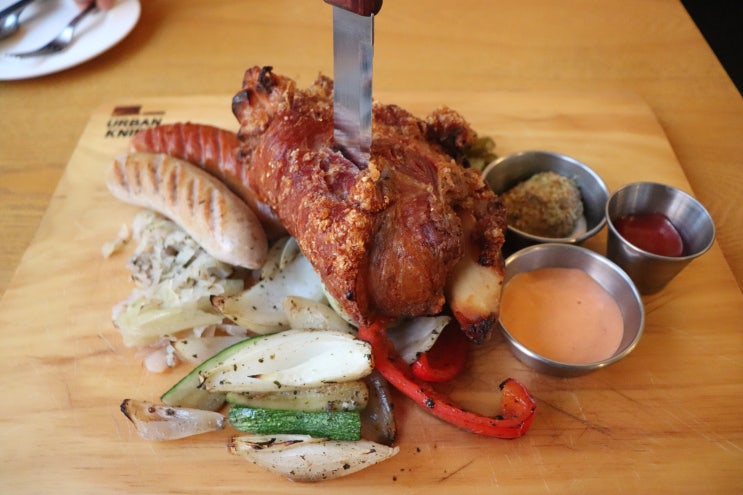  서울 슈바인학센 맛집 강변역 맛집 어반나이프