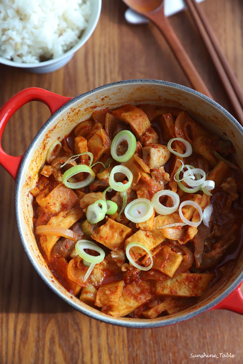 반찬이 필요없는 돼지고기김치짜글이찌개 맛있게 끓이는법 : 네이버 블로그