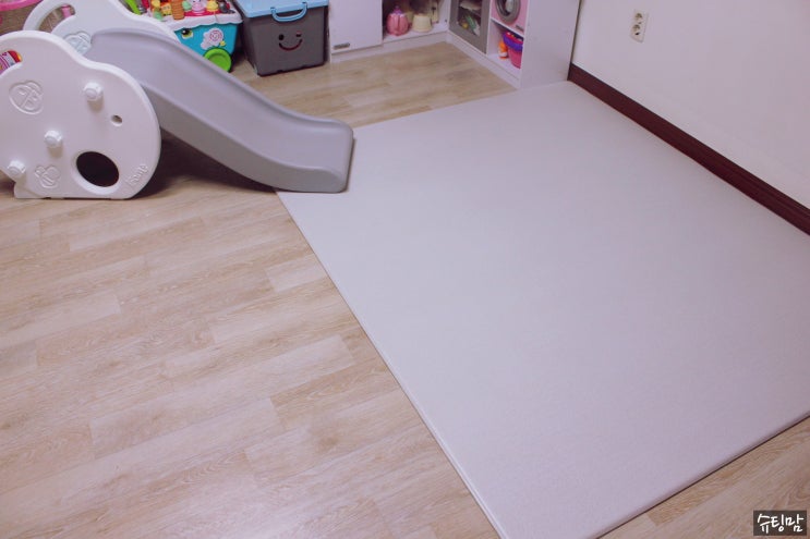  아기있는집 겨울 거실매트 베베앙 PVC 루시드 거실매트 좋네요