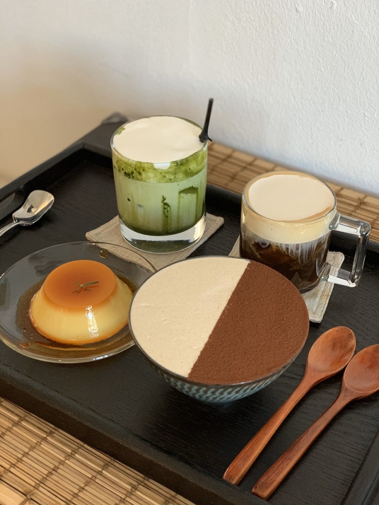  [속초/동명동] 속초 카페 흰다정 : 여기는 크림 맛집