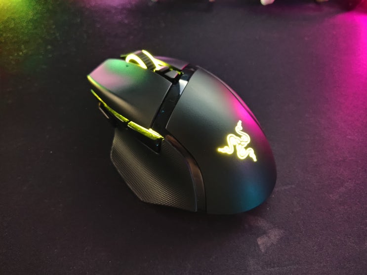 RAZER BASILISK ULTIMATE : 가격 하나만큼은 끝판왕