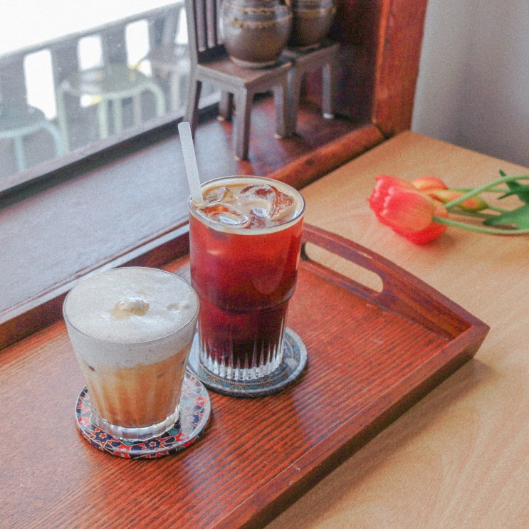  해리단길 카페 마코토커피에서 커피 한 잔 :)