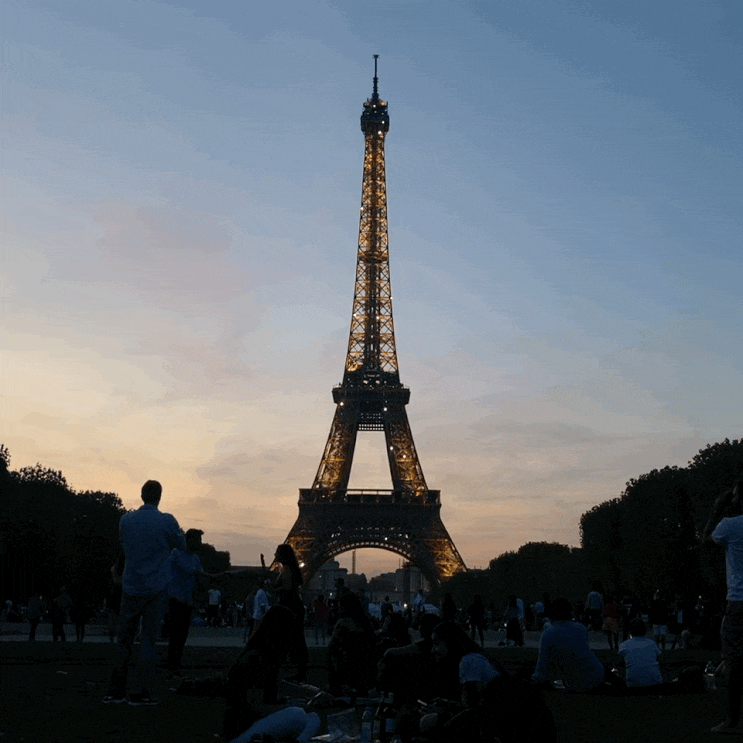 혼자 하는 파리 여행 ep.1 l 파리의 가을 / 한인 민박 마리하우스 / 마레지구 쇼핑 / 에펠탑