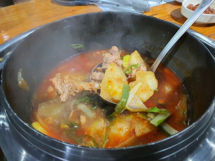  창원 귀산 맛집 맑은농장 오리탕이 예술
