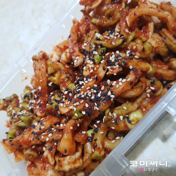 부모님 가져다 드릴 밑반찬 만들기 (메인 음식 코다리조림과 LA갈비와 밑반찬) 부모님 가져다 드릴 밑반찬 만들기 (메인 음식 코다리조림과 LA갈비와 밑반찬)