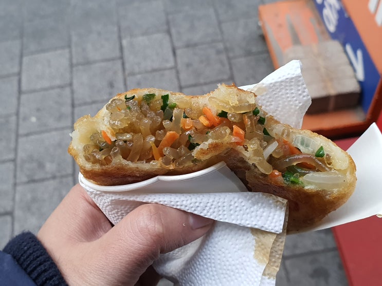  남대문 줄서서 먹는 야채호떡