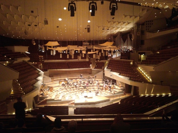 독일 베를린 여행코스 추천 (1) 베를린 필하모닉 콘서트홀 가이드투어.