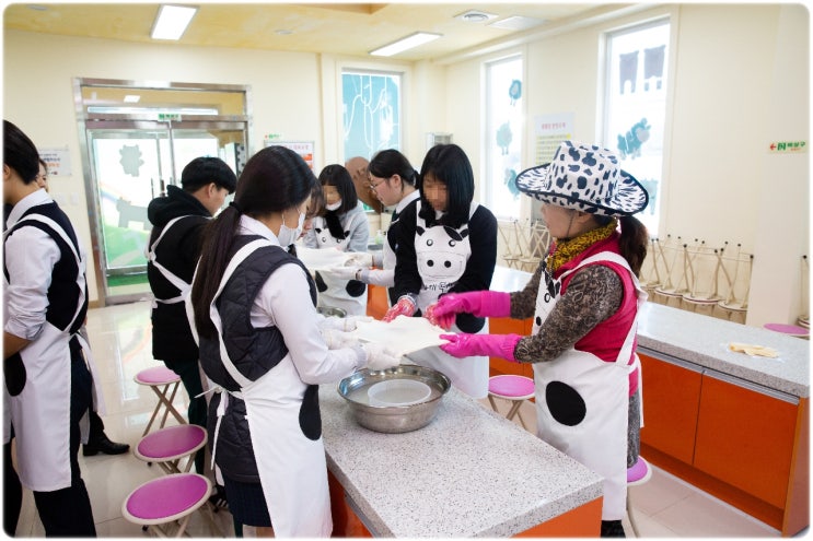  맛보고 느끼고 즐기고! 공주목장체험 주말 가족여행으로 강력추천!