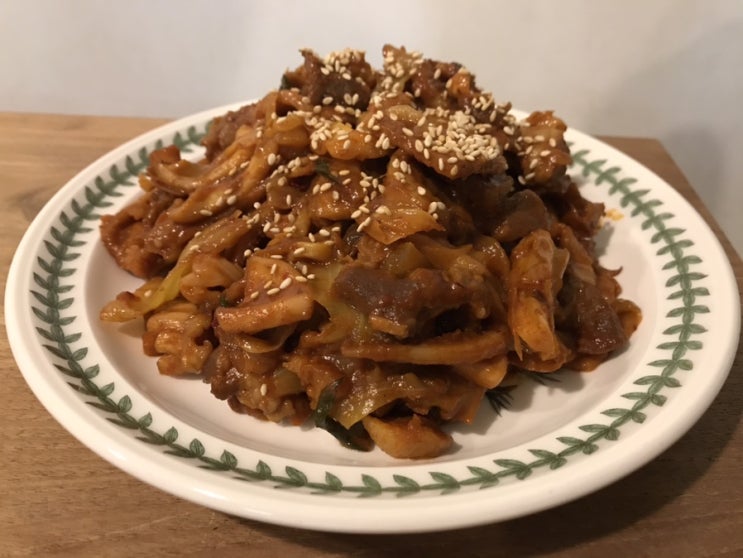 오징어목살오뎅볶음으로 맛있는 점심 먹기