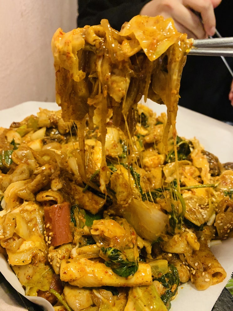  건대 숨은 곱창 맛집 연지막창소미곱창 푸짐한 양에 깜짝!!