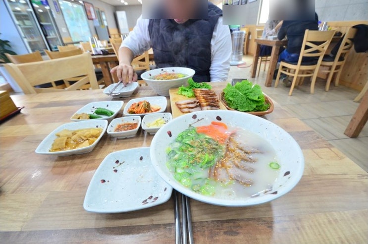 군더더기 없는 제주도 산방산 맛집