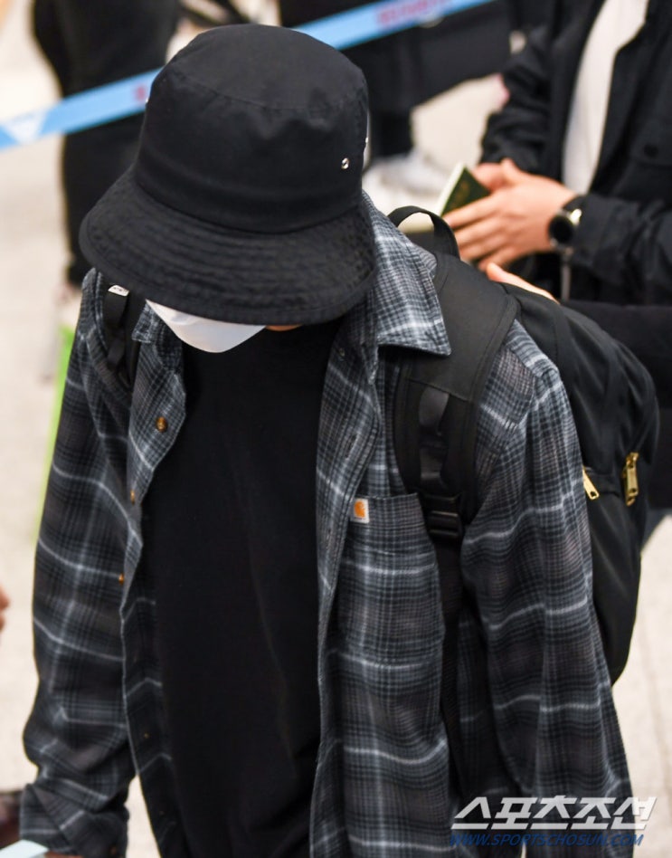 200210 방탄소년단 (BTS) in 공항 200210 방탄소년단 (BTS) in 공항