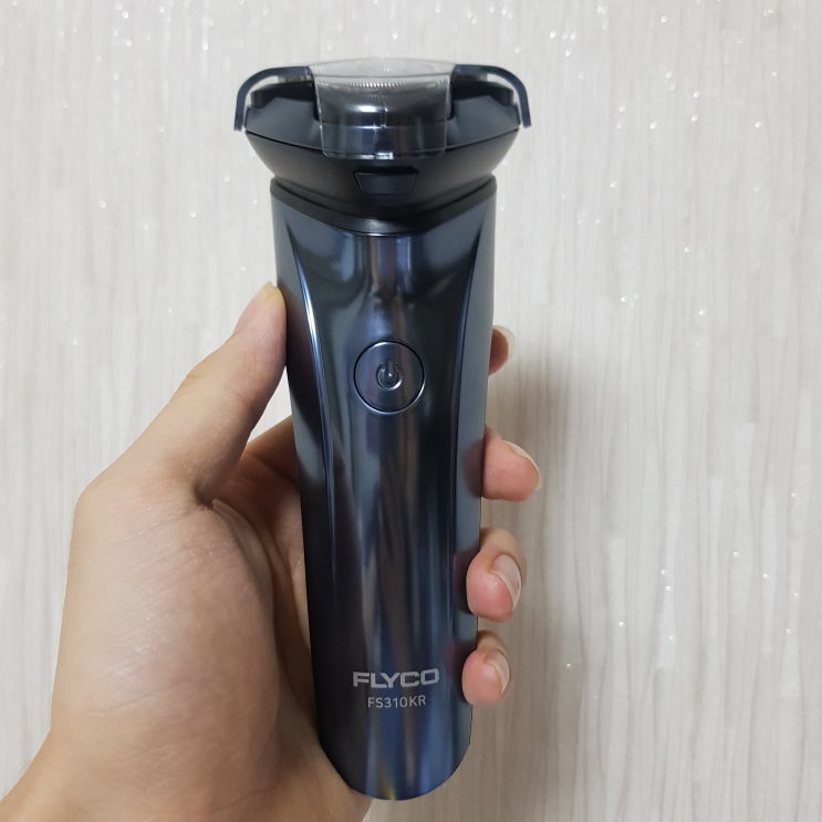  습식과 건식면도를 한번에, 플라이코 FS310KR 전기면도기