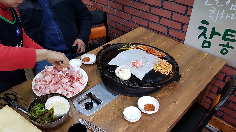 왕솥뚜껑흑돼지 사진 6