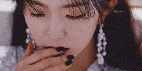  타이틀 뮤비로 보는 레드벨벳 아이린의 성장