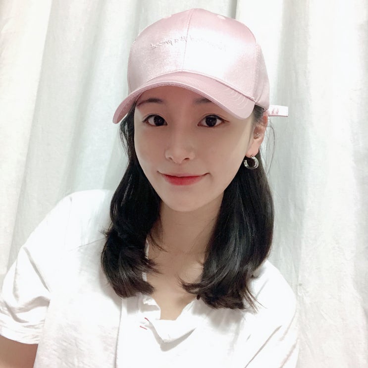  볼캡브랜드 타임슬립 유니크한 연예인볼캡 가득해 