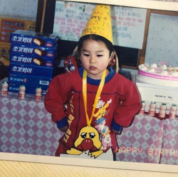  레드벨벳 슬기가 생일 기념으로 올려준 어릴 때 사진