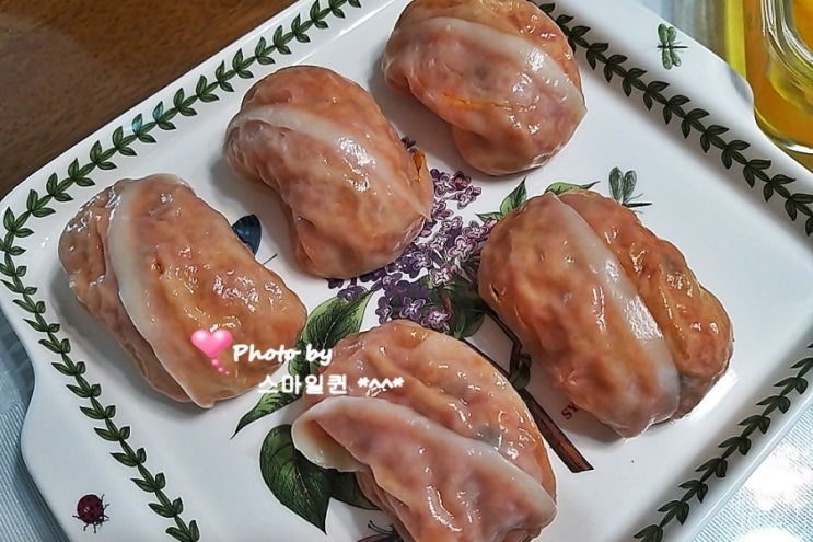  비비고 김치만두~
