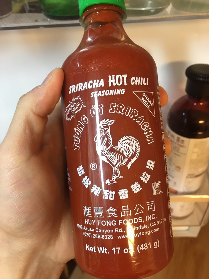  스리라차 소스