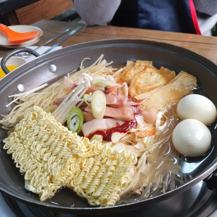  즉석떡볶이가 맛난 "동성로떡볶이" 에 다녀왔어요