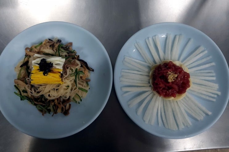 한식 조리 기능사 자격증 취득하기 : 35일차 수업하기 / 육회 만들기 / 비빔국수 만들기 / 한식 조리사 자격증 도전 / 한식 조리사 실기 준비 과정 한식 조리 기능사 자격증 취득하기 : 35일차 수업하기 / 육회 만들기 / 비빔국수 만들기 / 한식 조리사 자격증 도전 / 한식 조리사 실기 준비 과정