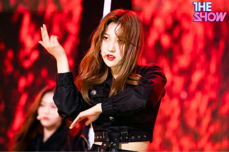 멋쁨지수 819%! 이달의 소녀의 컴백 무대를 놓친다고? So What?! 이달의 소녀 멋쁨지수 819%! 이달의 소녀의 컴백 무대를 놓친다고? So What?! 이달의 소녀