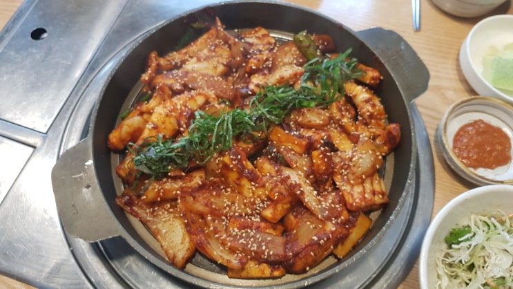 매콤 달달 제주 맛집